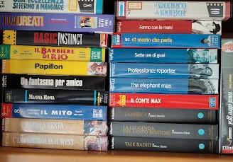 lotto videocassette VHSper amanti del cinema retrò
