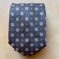 Cravatta a fiori Roccobarocco, 100% seta. Grigia