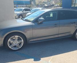 AUDI A4 5ª serie - 2018 150cv aut