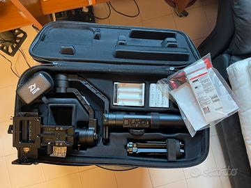 Zhiyun Crane 2 accessoriato