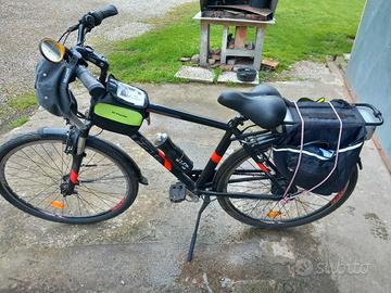 bicicletta pedalata assistita