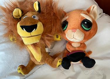 Peluche Madagascar e Gatto con gli stivali