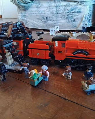 lego trano per Hogwarts 