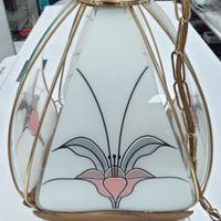 lampadario in vetro e legno sagomato