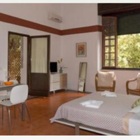 Monolocale con piscina