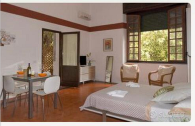 Monolocale con piscina