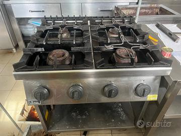 cucina 4 fuochi