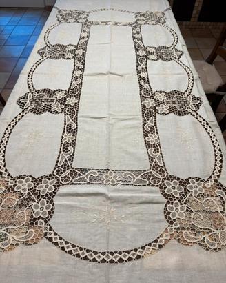 Tovaglia puro lino ricamata