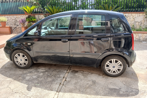 Fiat Idea 1.2 16v Black label gpl