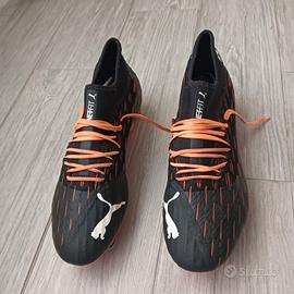 Scarpe da calcio , tacchetti misti 