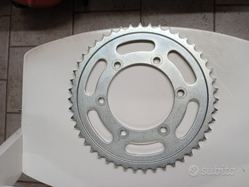 Corona maggiorata moto Yamaha 47 denti