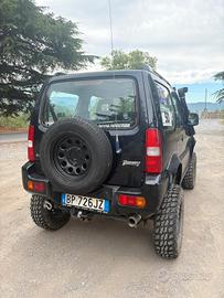 Suzuki Jimny preparato Off Road.