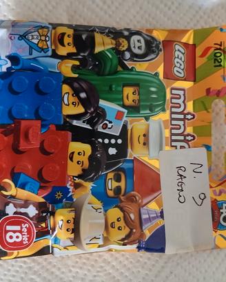 lego serie 18 spider suit boy