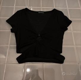 maglietta scollata bershka
