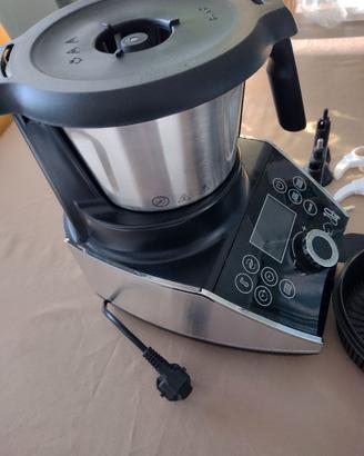 Robot cucina con  accessori
