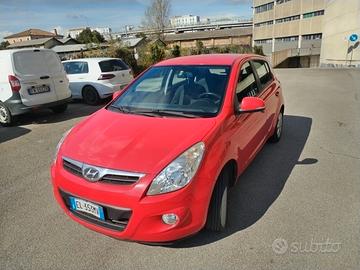 HYUNDAI i20 - 2012