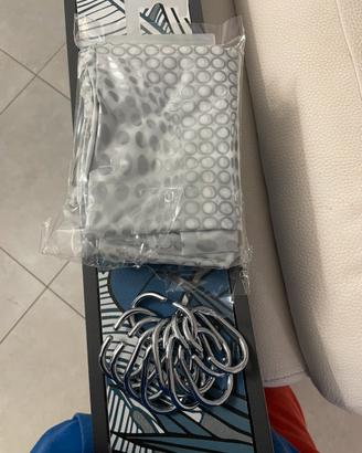 tenda per doccia con ganci