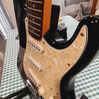  chitarra squier amplificatore ibanez 