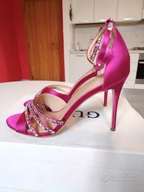 Sandali con tacchi alti Guess fucsia 