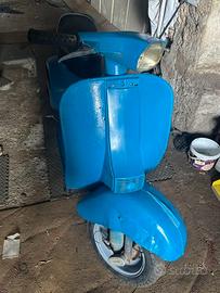 Vespa 50 r trasformata in special