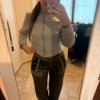 Pantaloni Cargo Chic - Texture Rigata & Dettagli