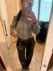 Pantaloni Cargo Chic - Texture Rigata & Dettagli