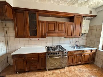 cucina in legno 370 cm