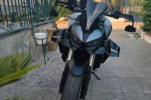 Honda Hornet 1000