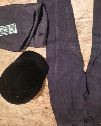 Pantaloni e casco equitazione 