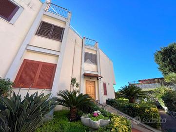VILLA SINGOLA A TORRE DEL GRECO
