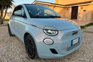 FIAT 500e Cabrio 42 kWh Icon+ Full Optional