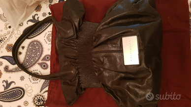 Borsa Coccinelle nera