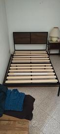 Struttura letto una piazza e mezza 20€