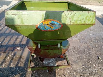 Trattore spandi concime 350 kili tre punti marca s