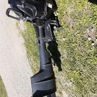 MOTORE FUORI BORDO YAMAHA 2,5