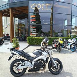 Suzuki GSR 600 gsr 600