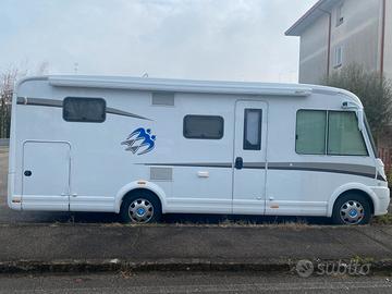 Motorhome Knaus 650 Van I con letti gemelli 