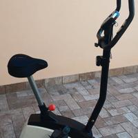 Cyclette da casa regolabile e trasportabile