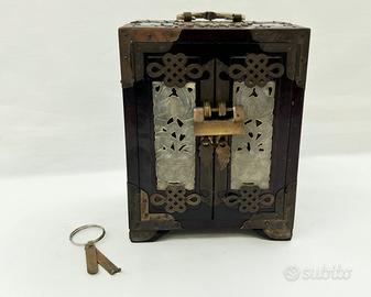 Portagioie orientale legno e giada