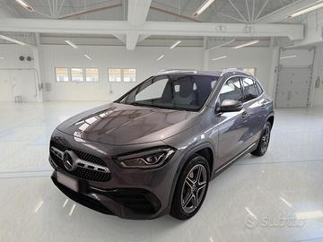 MERCEDES-BENZ GLA 250 AUTOMATIC EQ-POWER PREMIUM C