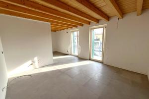 2 LOCALI A BUTTAPIETRA