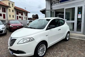 Lancia Ypsilon 1.3MJT 95CV 5P - Neopatentati