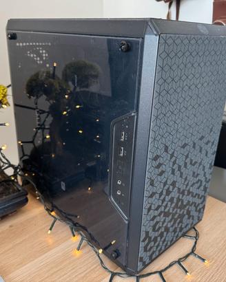PC assemblato Ryzen 5 5600G 32GB RAM SSD 1TB HDD 8