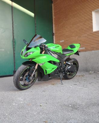 kawasaki ninja zx-6r A2
