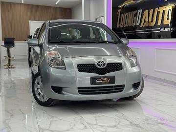 Toyota Yaris 1.0 Full Opt