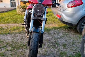 Cagiva raptor 650ie