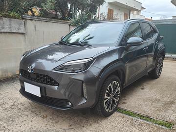 Yaris cross 4x4 Hybrid lounge giugno 23 