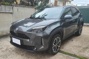 Yaris cross 4x4 Hybrid lounge giugno 23 