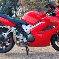 HONDA VFR 800 V-TEC