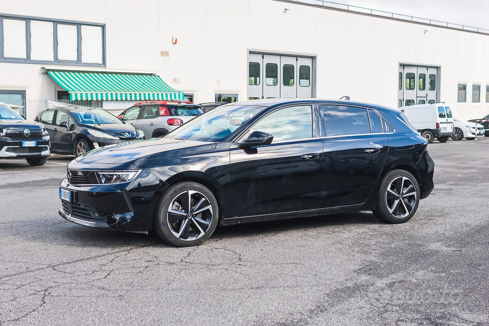 Opel Astra 2022 photo 3